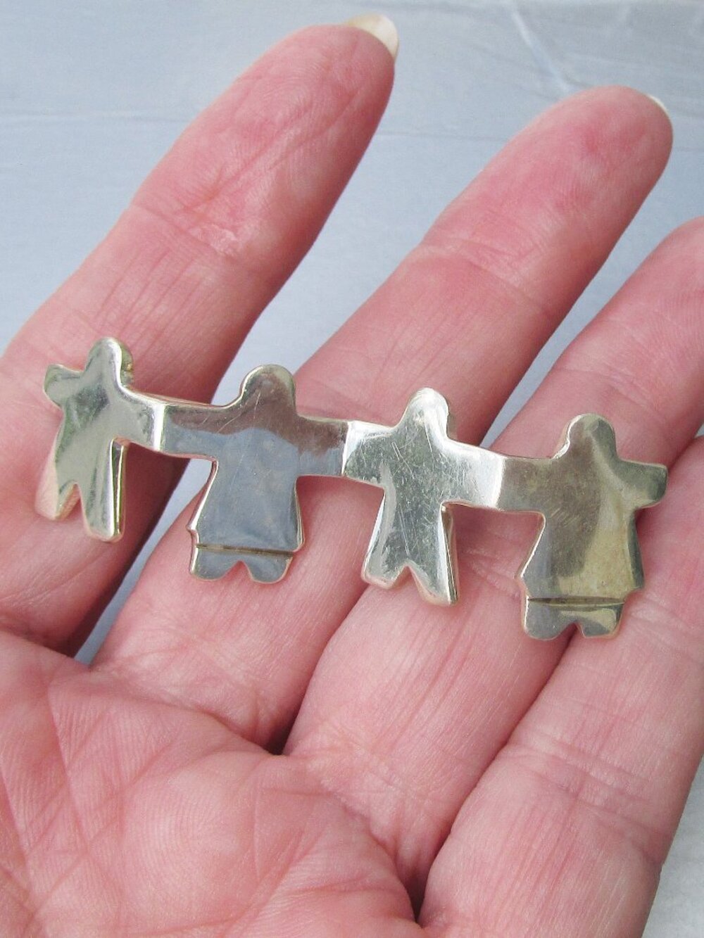 Retired SILPADA Sterling Silver WE ARE THE CHILDREN Brooch Pin I0394